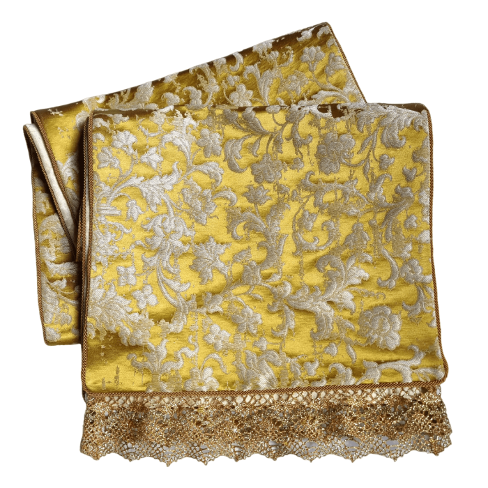 Luxury Table Runner Gold Silk Jacquard Rubelli Fabric Les Indes Galantes Pattern with Gold Lace Trim
